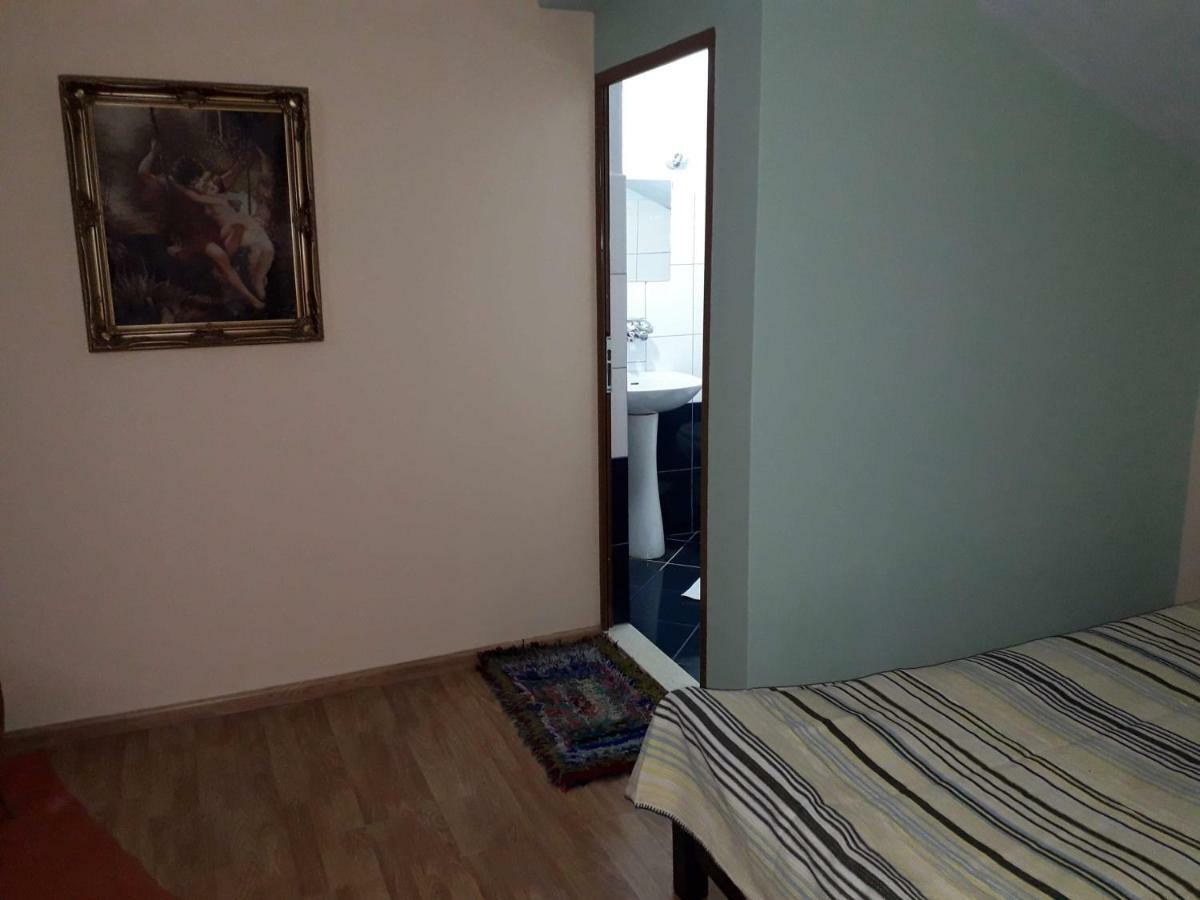 Vila Verd Korce Otel Dış mekan fotoğraf